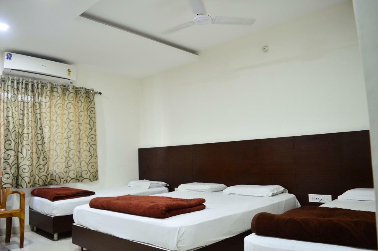 Hotel Maheshwari Avenue Ujaim Exterior foto
