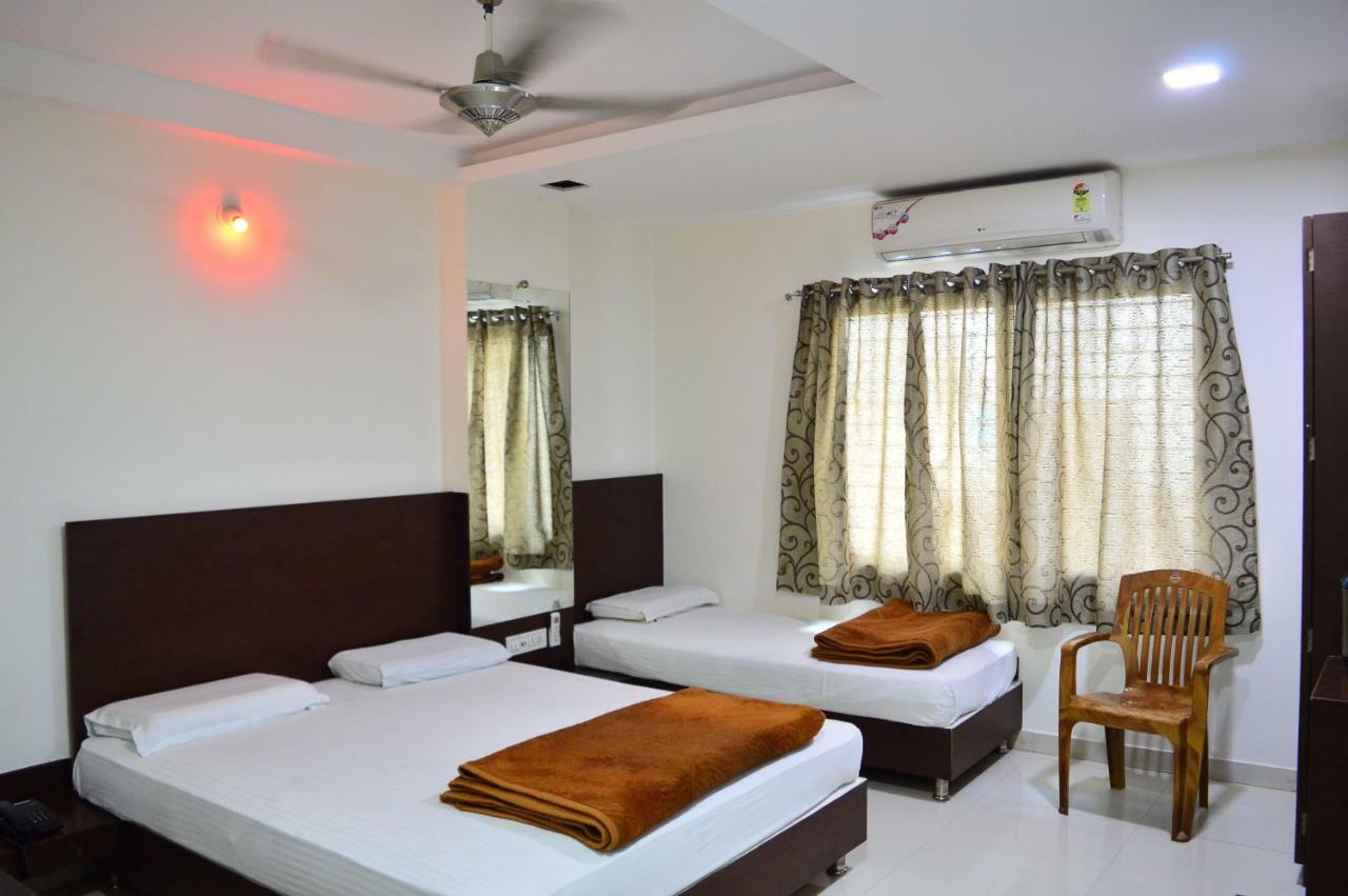 Hotel Maheshwari Avenue Ujaim Exterior foto