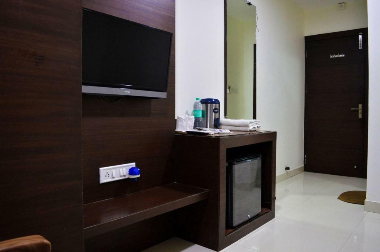 Hotel Maheshwari Avenue Ujaim Exterior foto