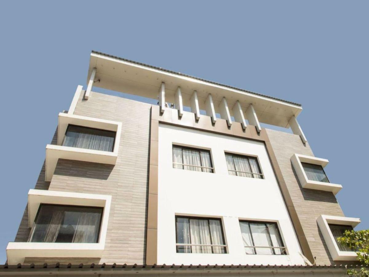 Hotel Maheshwari Avenue Ujaim Exterior foto